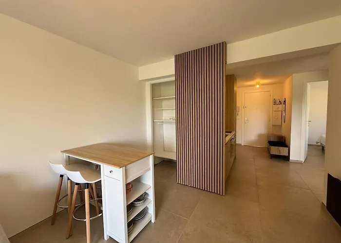 Les Bulles 3 Pièces 2 Avec Parking * Antibes